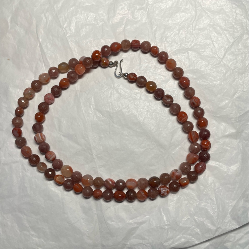 Red agate necklace